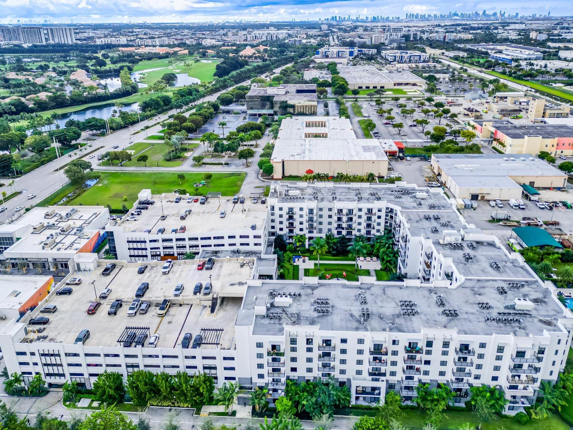 Amazing 2 Bedroom Unit In Doral Miami With Free Parking Hialeah Gardens Dış mekan fotoğraf